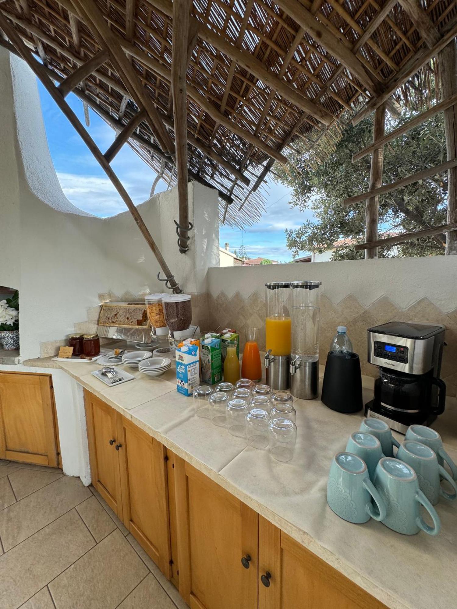 Hypnos Boutique Hotel San Teodoro  Ngoại thất bức ảnh