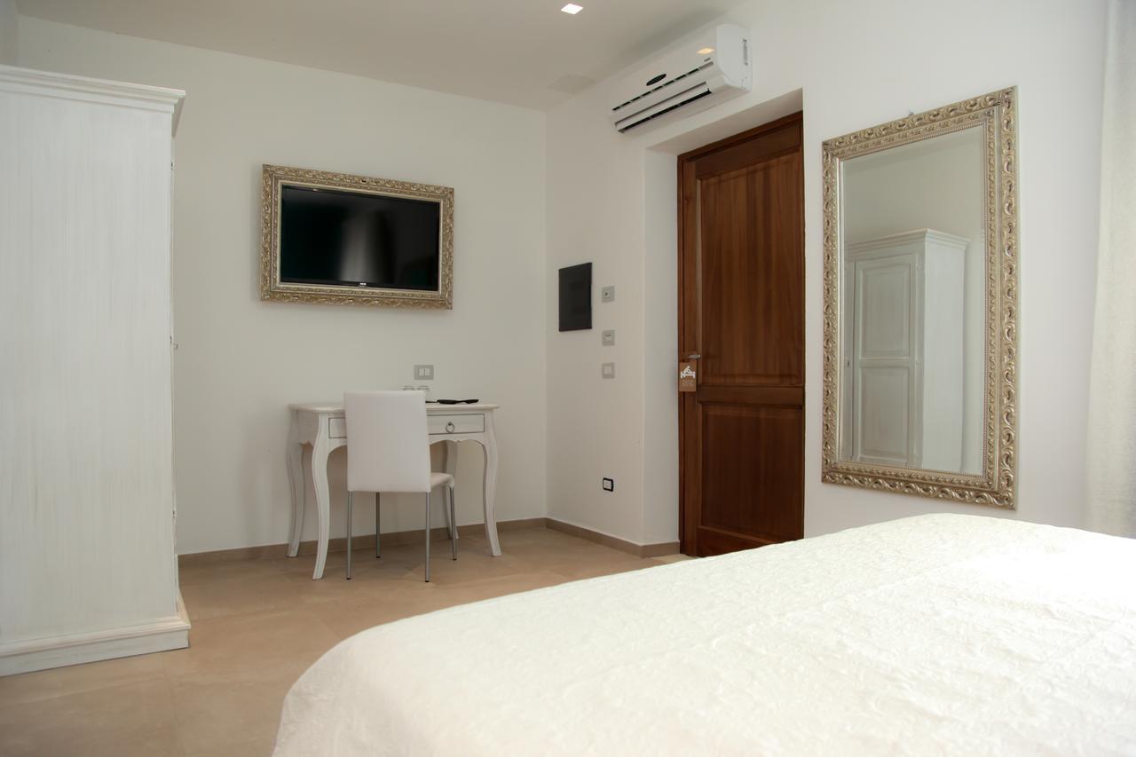 Hypnos Boutique Hotel San Teodoro  Ngoại thất bức ảnh